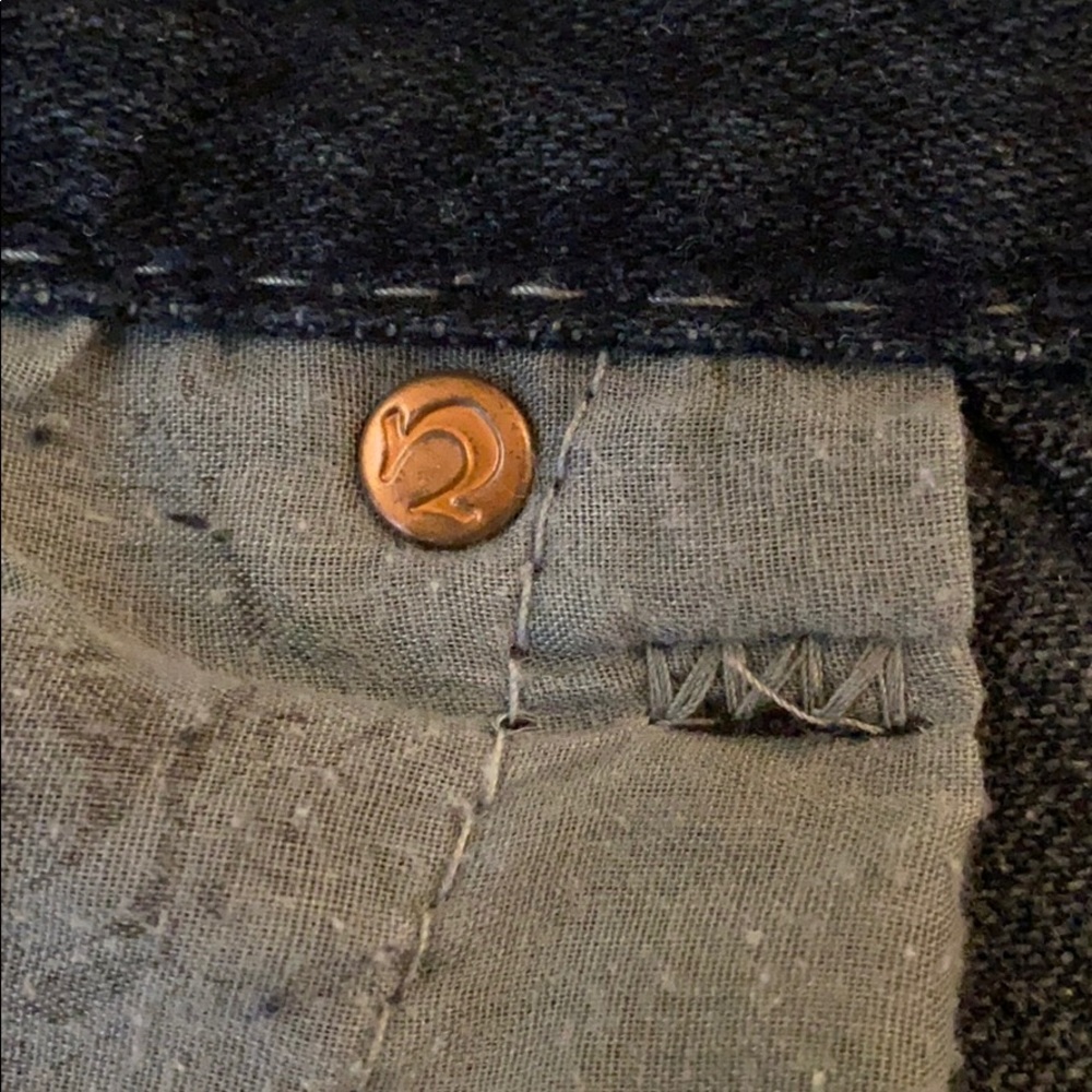 True Religion - Picture 8 of 8